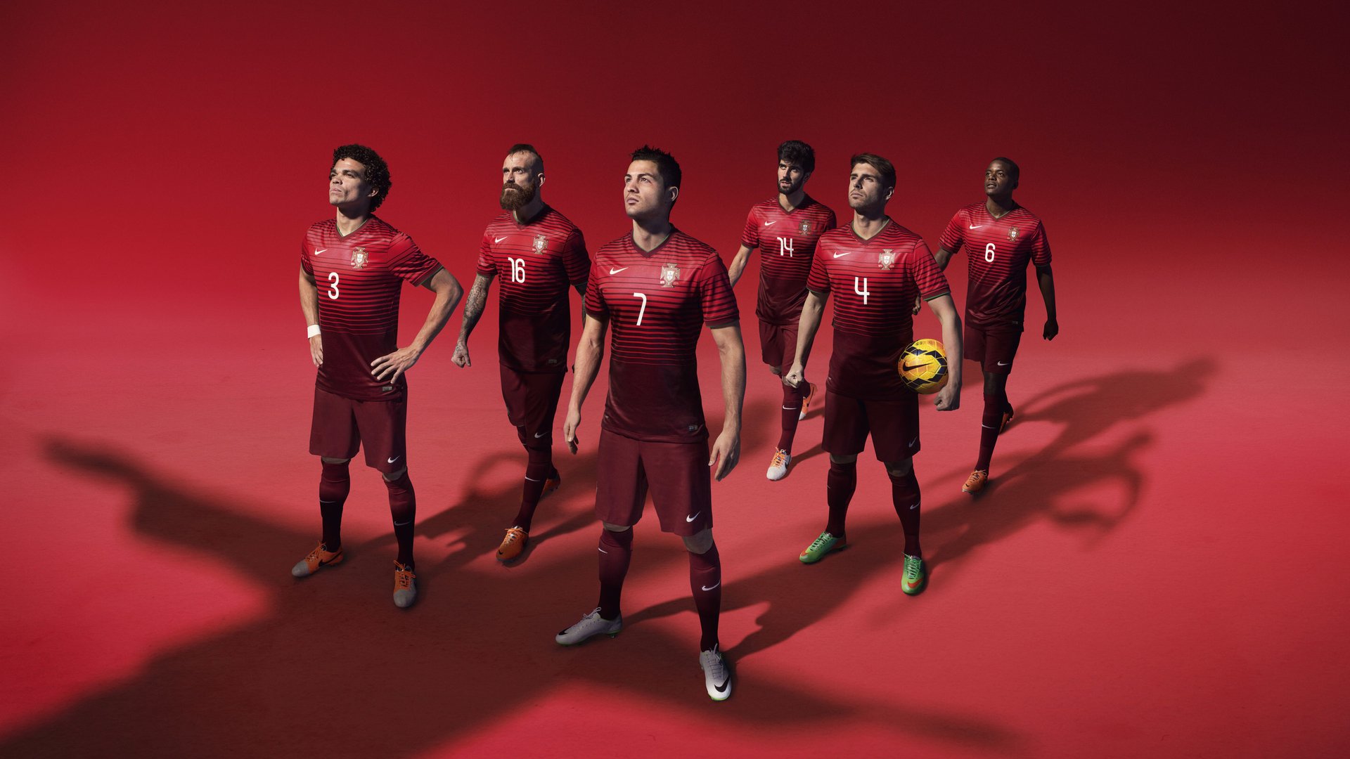 蓝月亮客场平伯恩茅斯，防守稳固