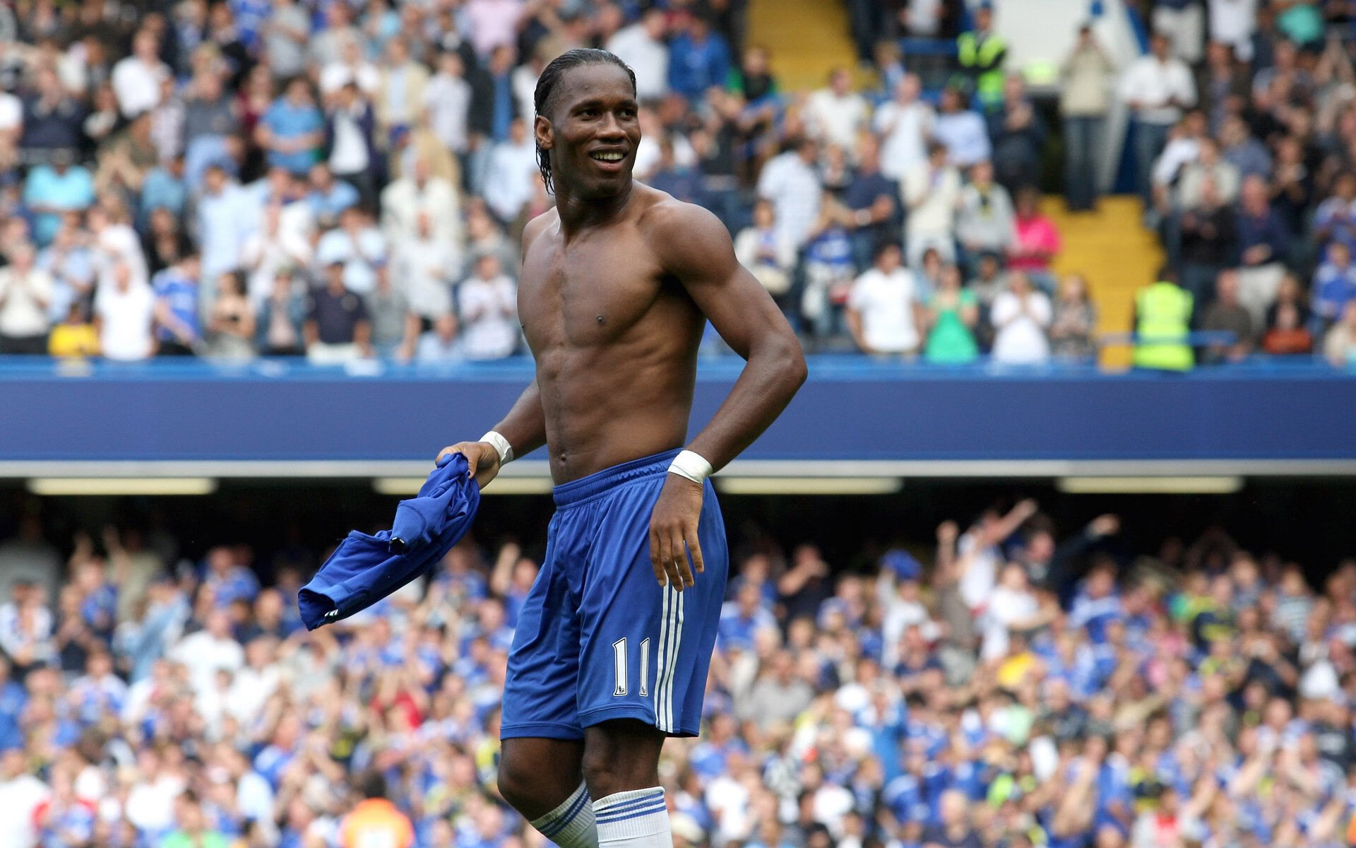 阿斯顿维拉是否是英超最被低估的球队，英超阿斯顿维拉对曼城